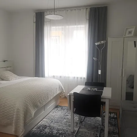 Stadtappartement Perle Am Main * מילטנברג